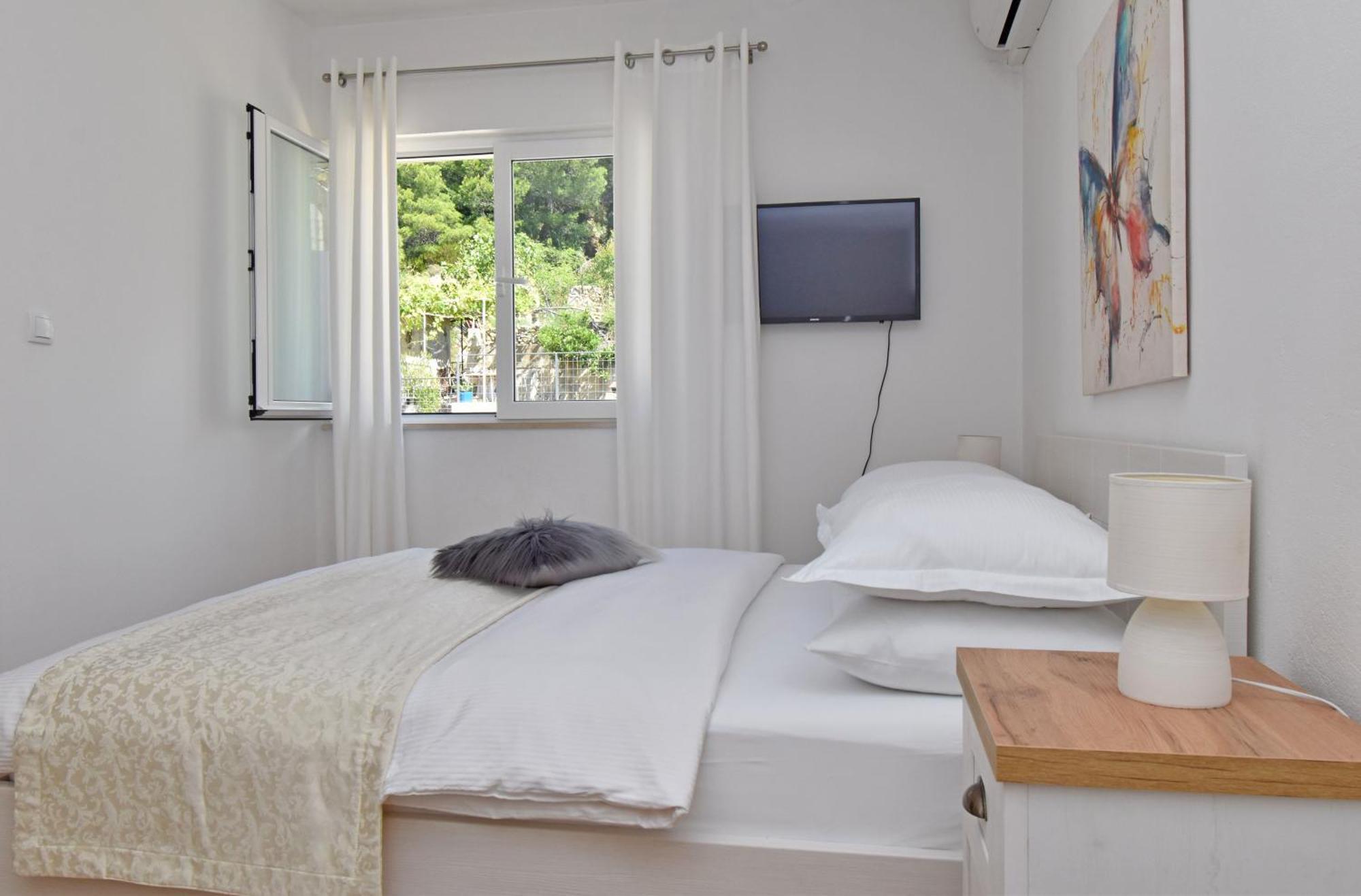 Apartment & Rooms Meri Tučepi Екстериор снимка