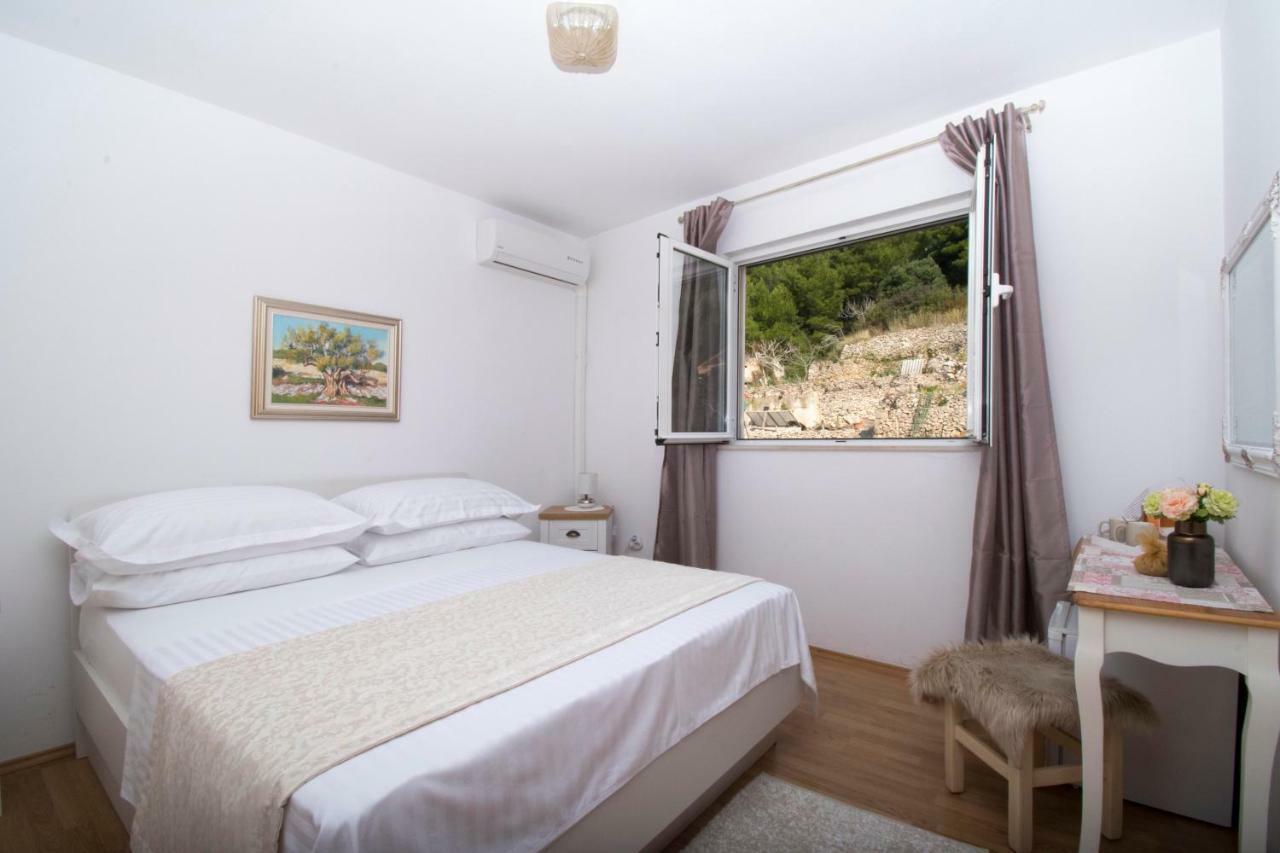 Apartment & Rooms Meri Tučepi Екстериор снимка