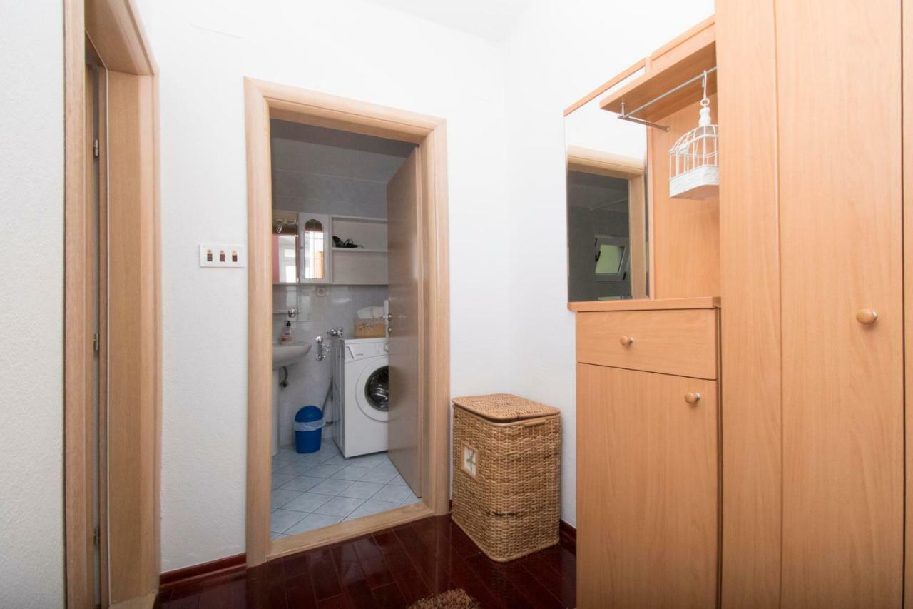 Apartment & Rooms Meri Tučepi Екстериор снимка