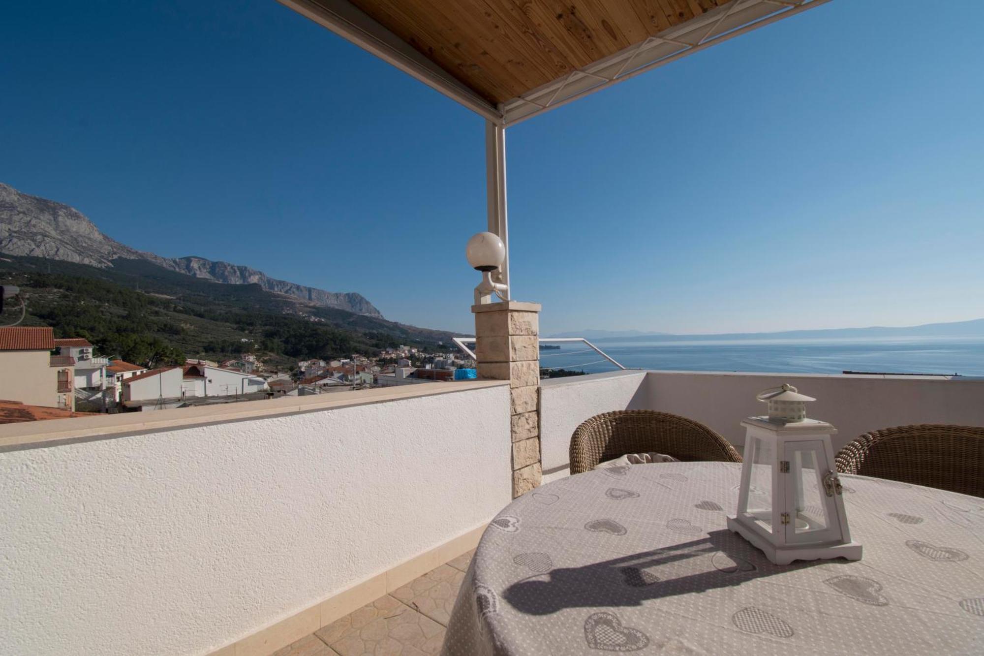 Apartment & Rooms Meri Tučepi Екстериор снимка
