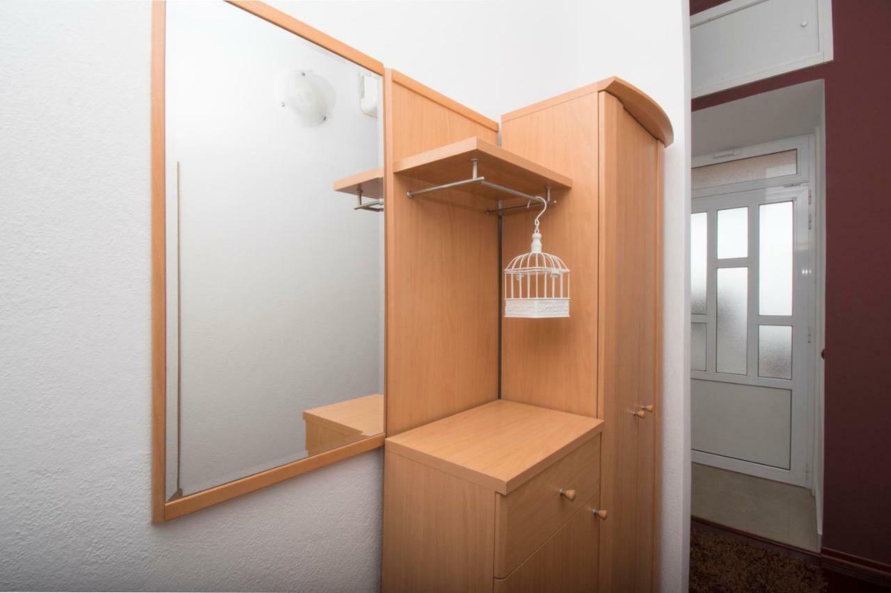 Apartment & Rooms Meri Tučepi Екстериор снимка